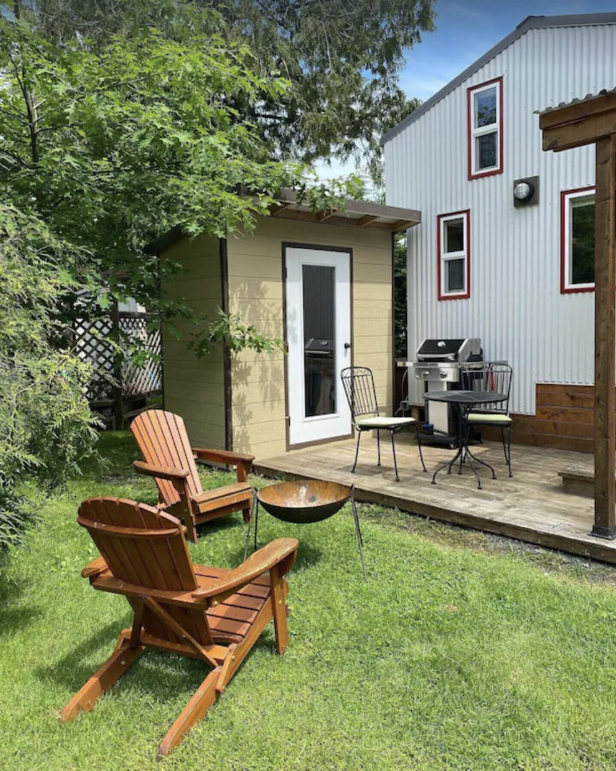 westwood lake nanaimo tiny home rental