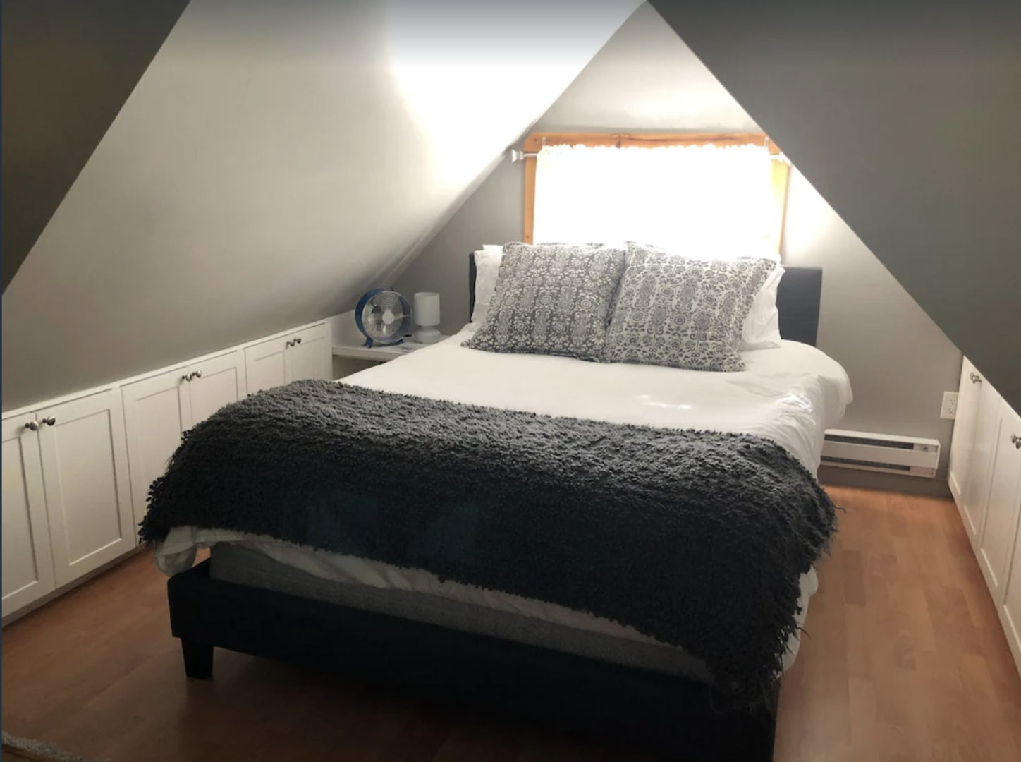 seaside cottage north vancouver indian arm