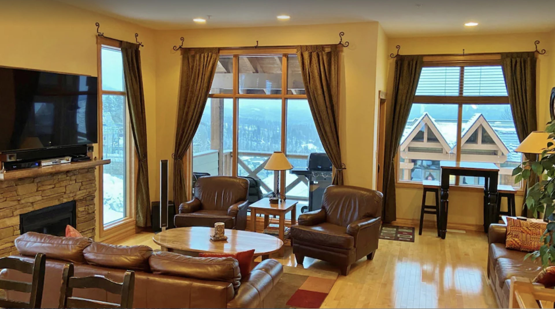 kimberley ski-in lodge