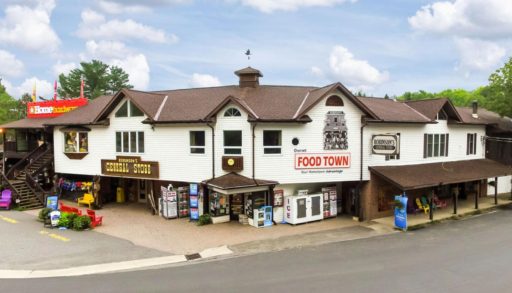 Exterior of Robinson's General Store in Dorset, Ont.