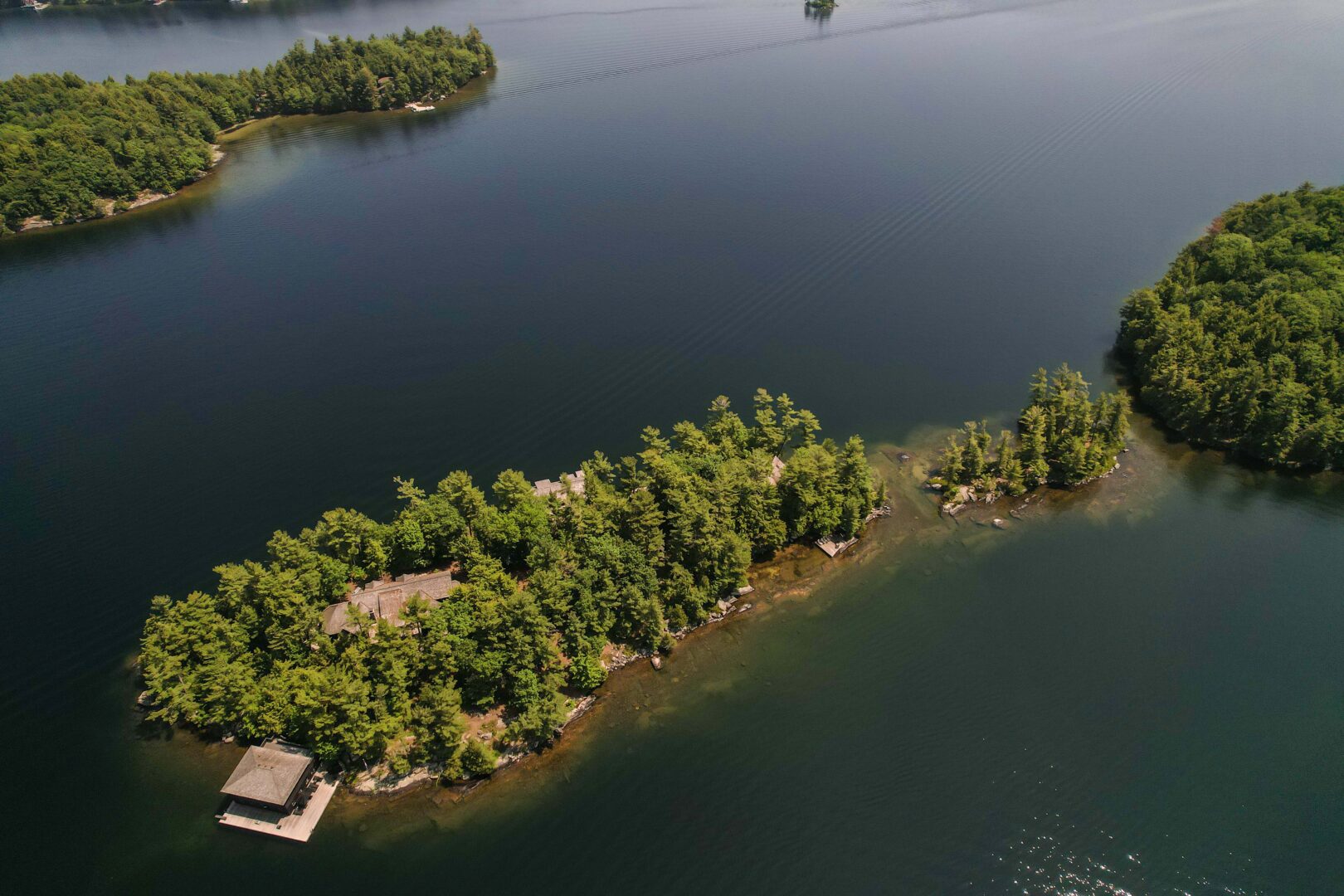 aerial shot of Fawn Island