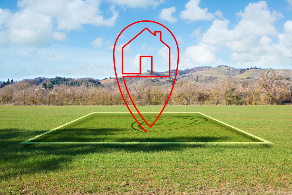 vacant plot of land with house icon