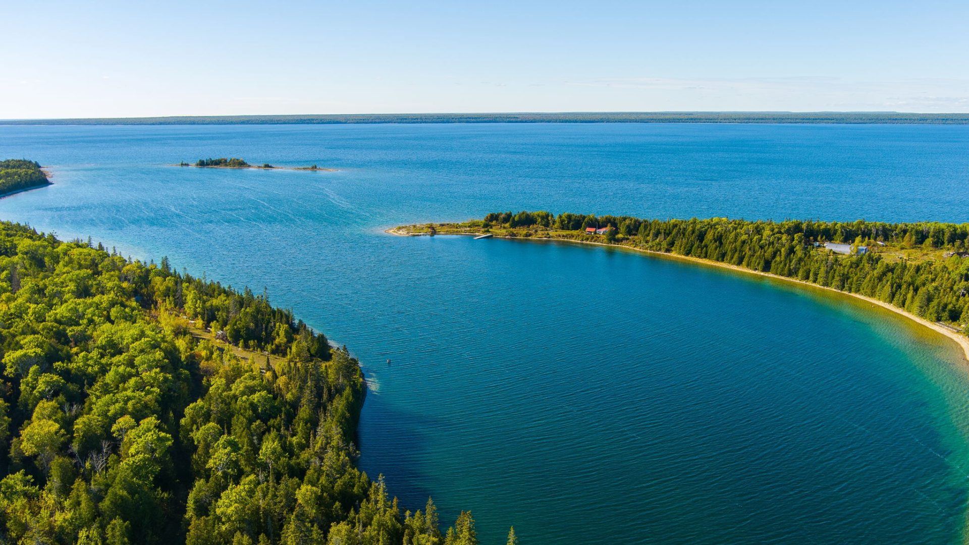 One of the corners of Fitzwilliam Island from the side